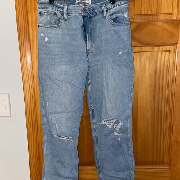 Abercrombie & Fitch Distressed High-Waisted Mom Jeans- Size 8 - Picture 2 of 3